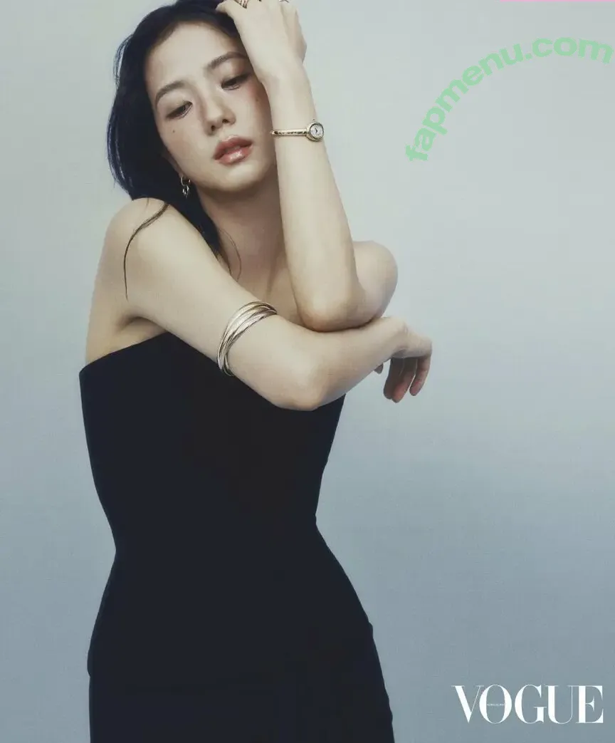 Jisoo nude photo #0613 (BLACKPINK / qenshizu / sooyaaa__)