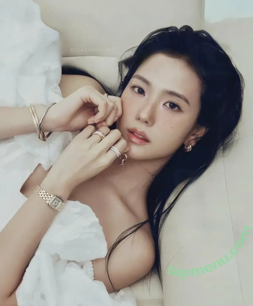 Jisoo nude photo #0615 (BLACKPINK / qenshizu / sooyaaa__)