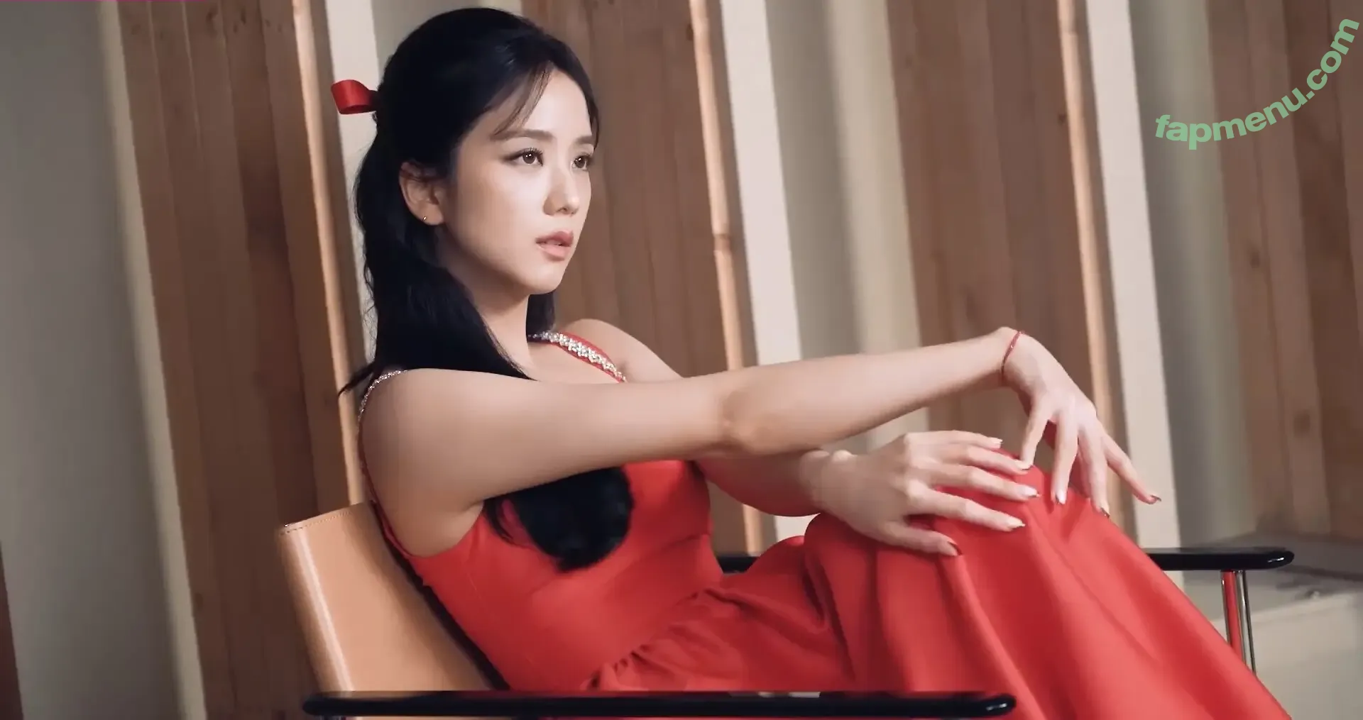 Jisoo nude photo #0672 (BLACKPINK / qenshizu / sooyaaa__)