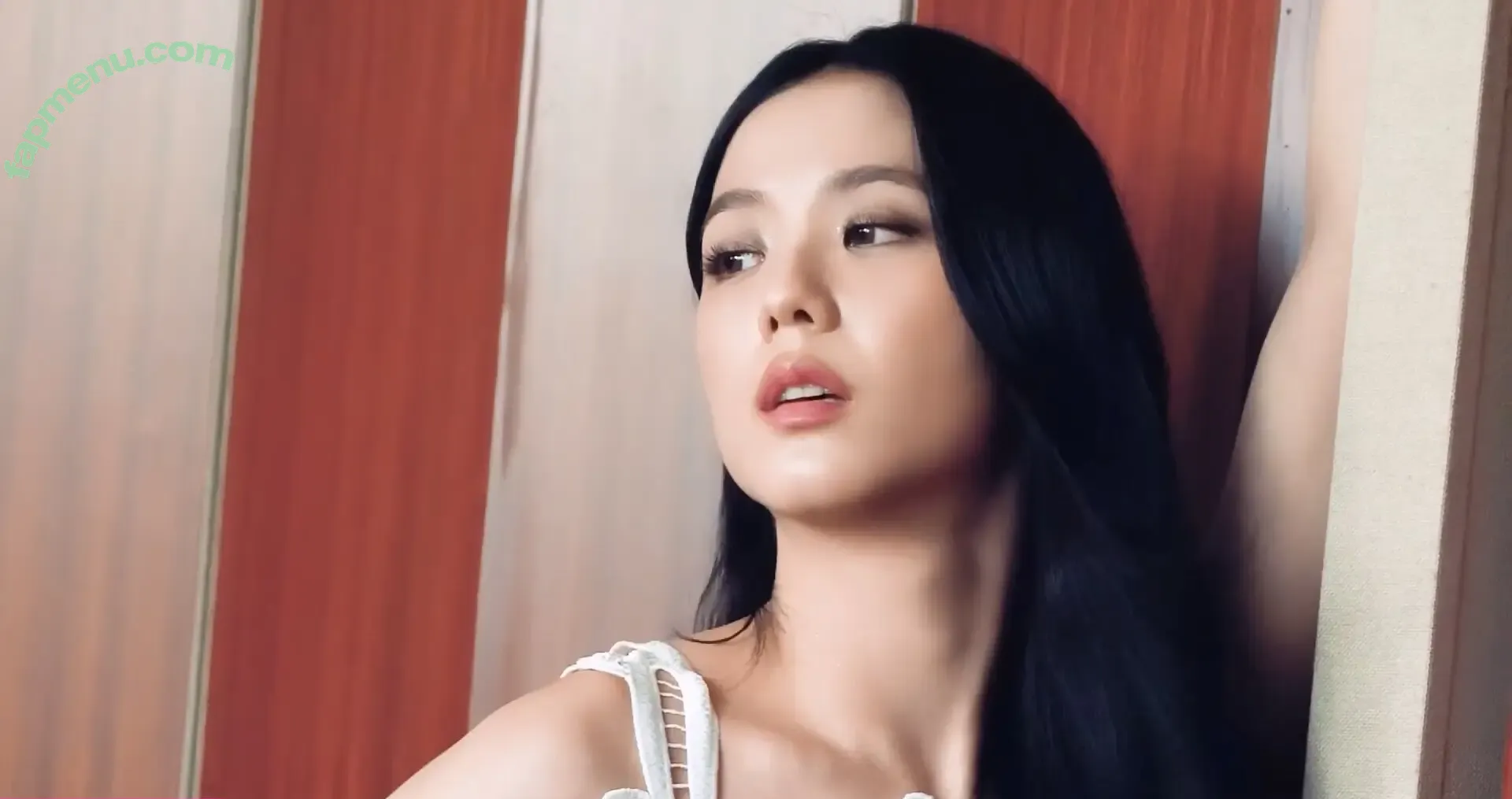 Jisoo nude photo #0679 (BLACKPINK / qenshizu / sooyaaa__)