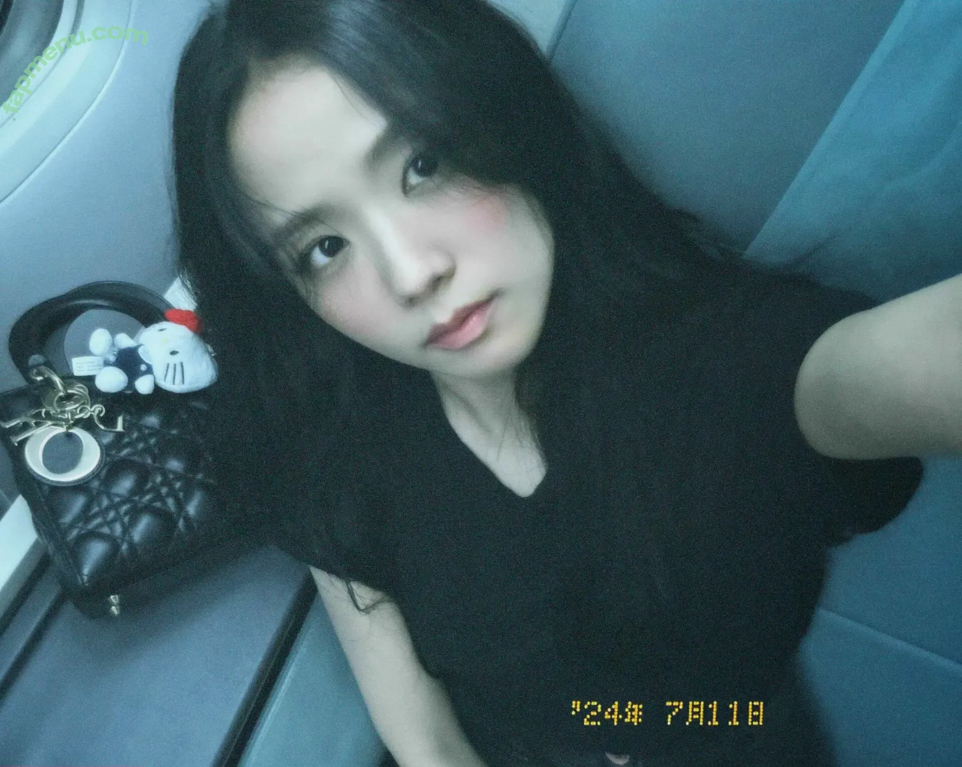 Jisoo nude photo #0690 (BLACKPINK / qenshizu / sooyaaa__)