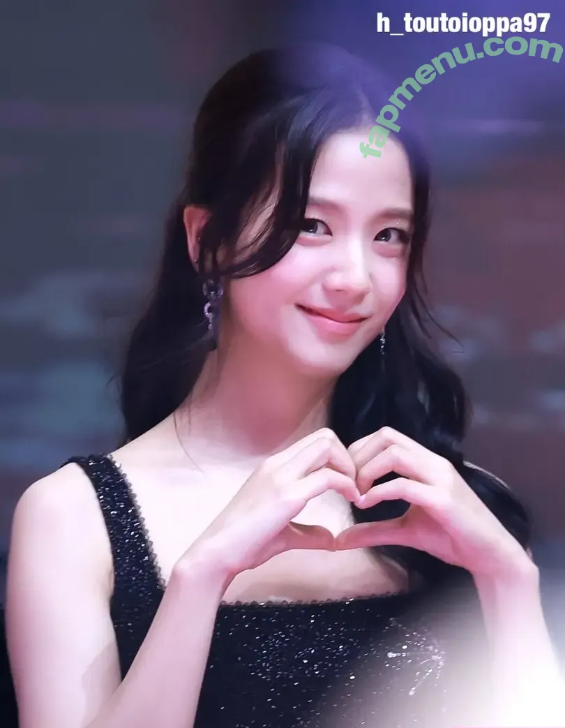 Jisoo nude photo #0722 (BLACKPINK / qenshizu / sooyaaa__)