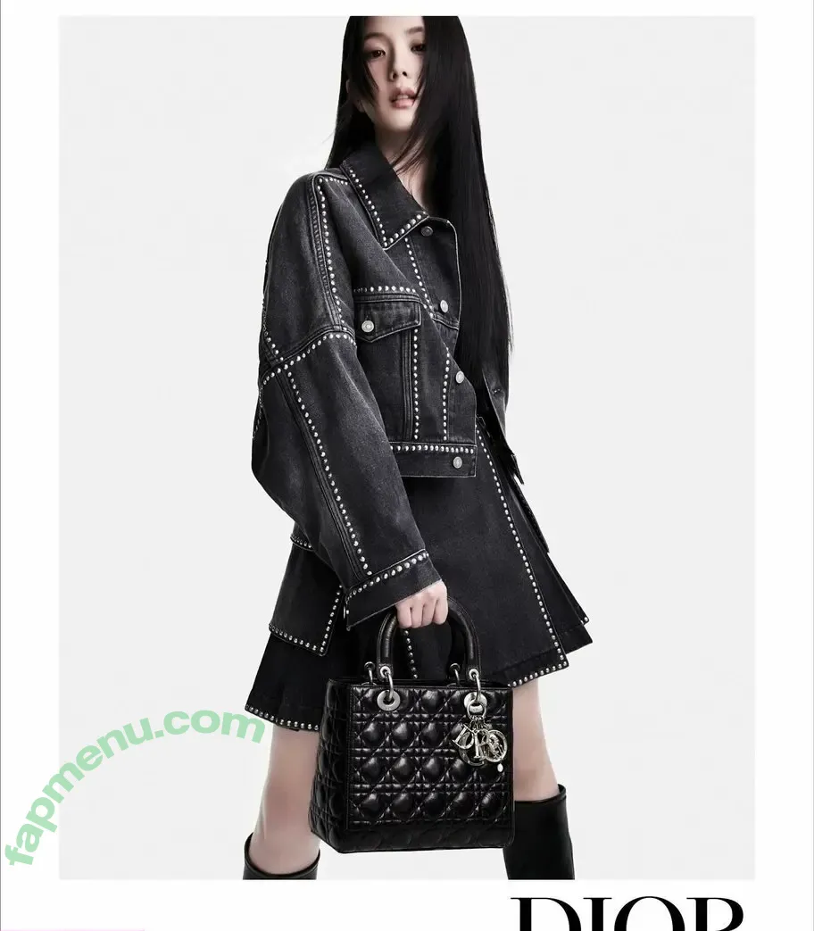 Jisoo nude photo #0750 (BLACKPINK / qenshizu / sooyaaa__)