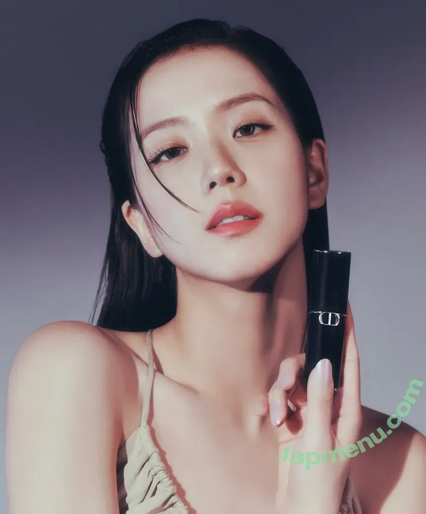 Jisoo nude photo #0758 (BLACKPINK / qenshizu / sooyaaa__)