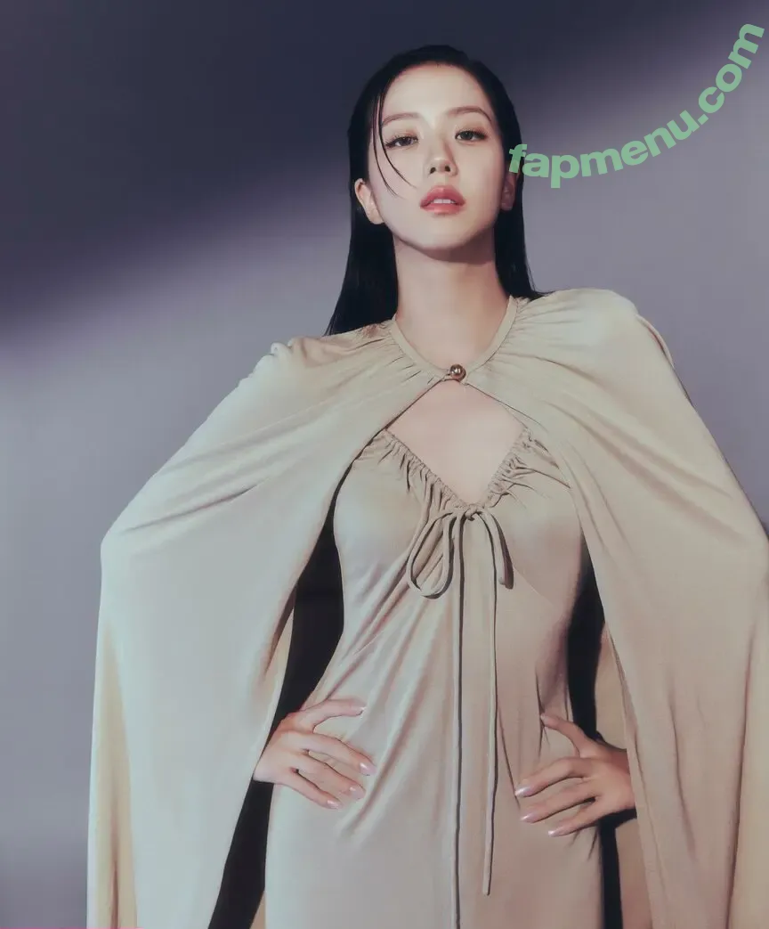 Jisoo nude photo #0759 (BLACKPINK / qenshizu / sooyaaa__)