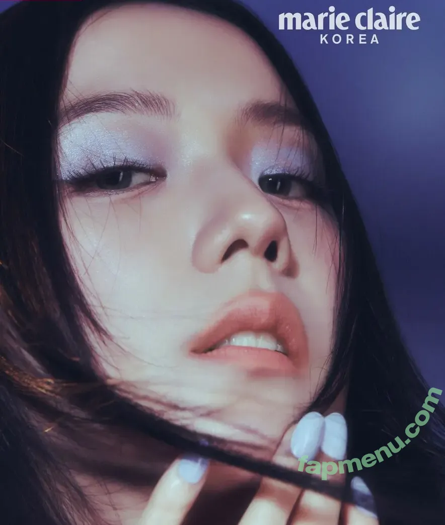 Jisoo nude photo #0817 (BLACKPINK / qenshizu / sooyaaa__)