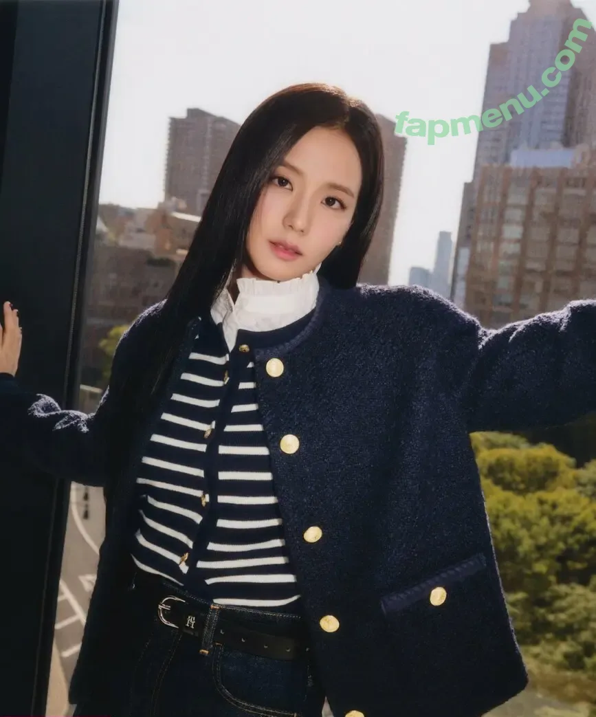 Jisoo nude photo #0836 (BLACKPINK / qenshizu / sooyaaa__)