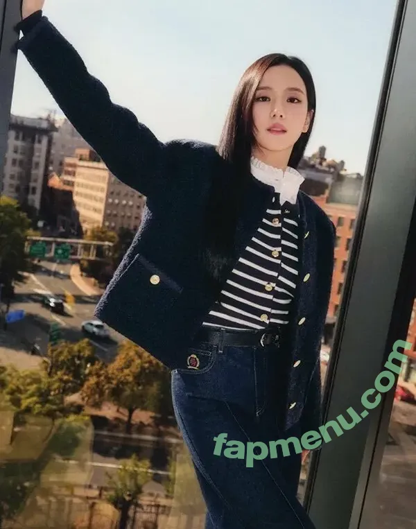 Jisoo nude photo #0839 (BLACKPINK / qenshizu / sooyaaa__)