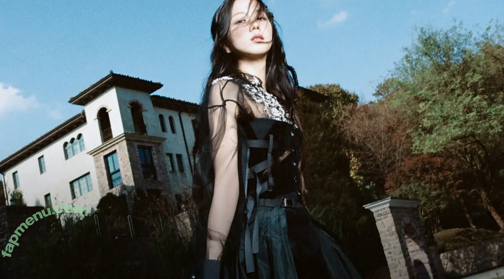 Jisoo nude photo #0856 (BLACKPINK / qenshizu / sooyaaa__)