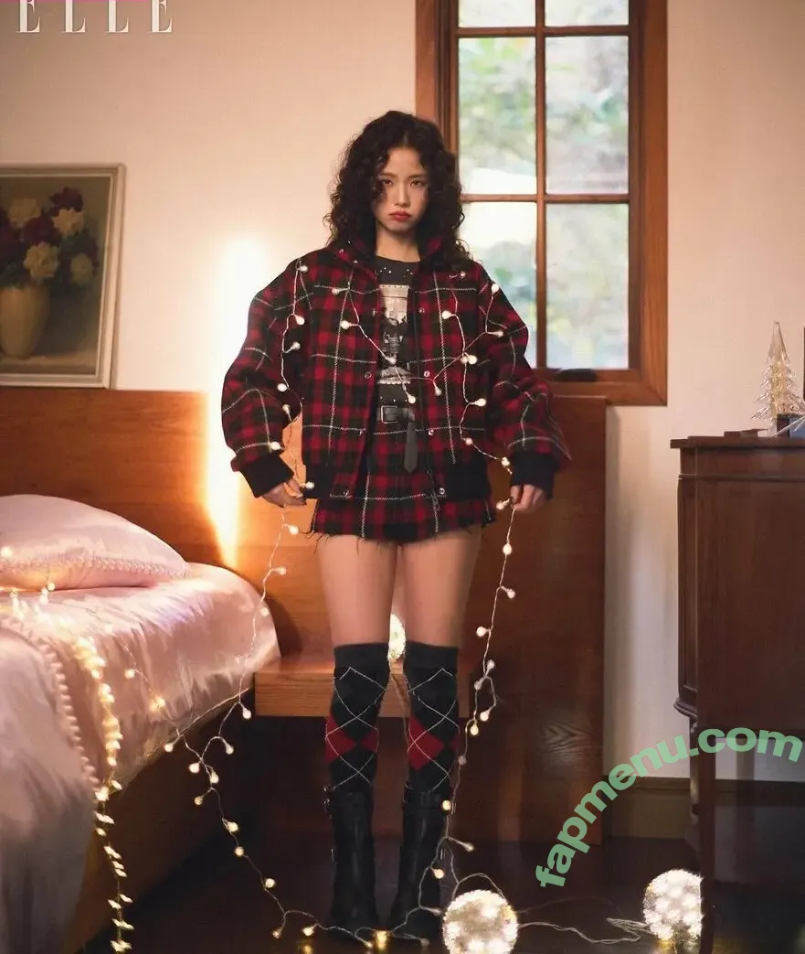 Jisoo nude photo #0874 (BLACKPINK / qenshizu / sooyaaa__)