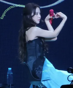 Jisoo / BLACKPINK / qenshizu / sooyaaa__ nude photo #1308