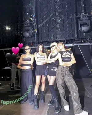 Jisoo / BLACKPINK / qenshizu / sooyaaa__ nude photo #1782