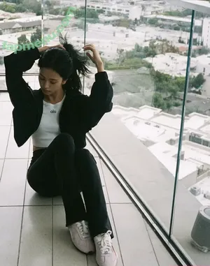 Jisoo / BLACKPINK / qenshizu / sooyaaa__ nude photo #1860