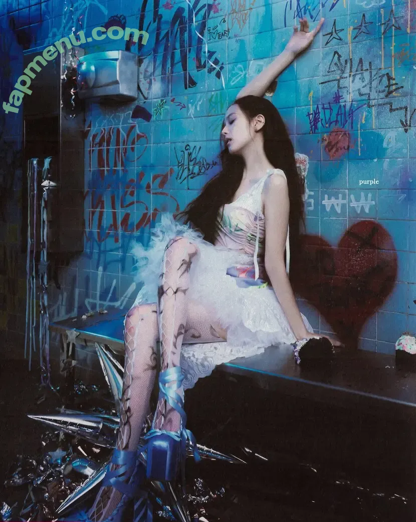 Jisoo nude photo #1050 (BLACKPINK / qenshizu / sooyaaa__)
