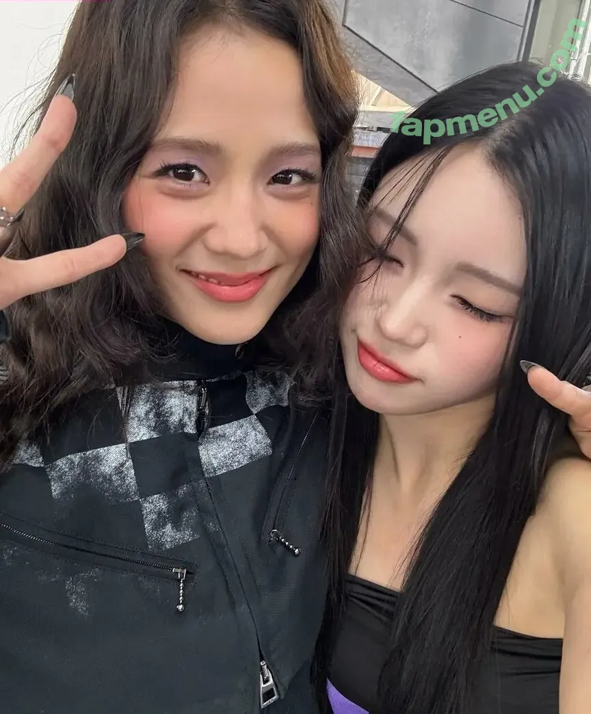 Jisoo nude photo #1086 (BLACKPINK / qenshizu / sooyaaa__)