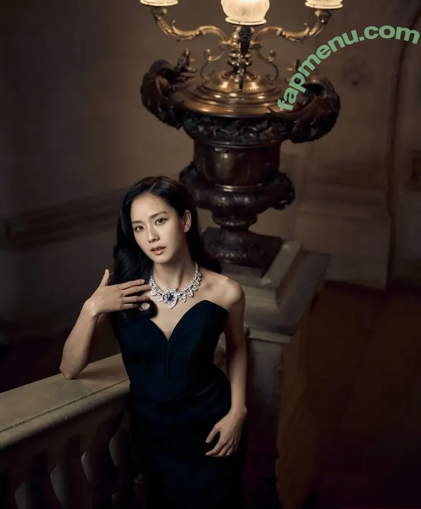 Jisoo nude photo #1200 (BLACKPINK / qenshizu / sooyaaa__)