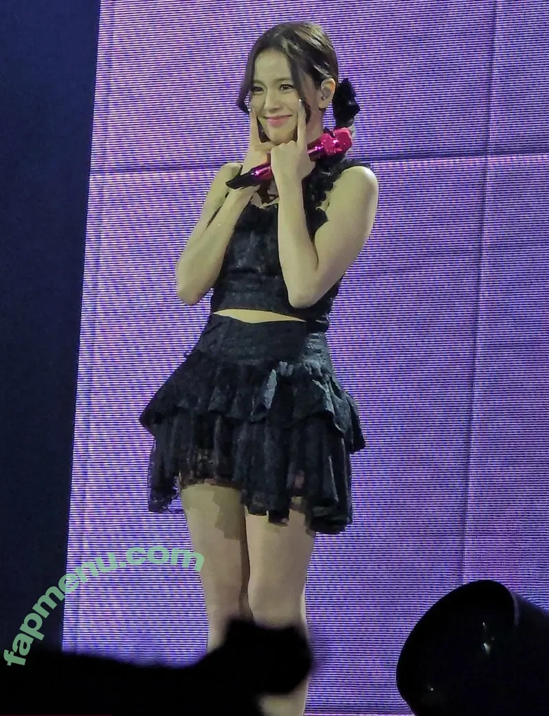Jisoo nude photo #1205 (BLACKPINK / qenshizu / sooyaaa__)