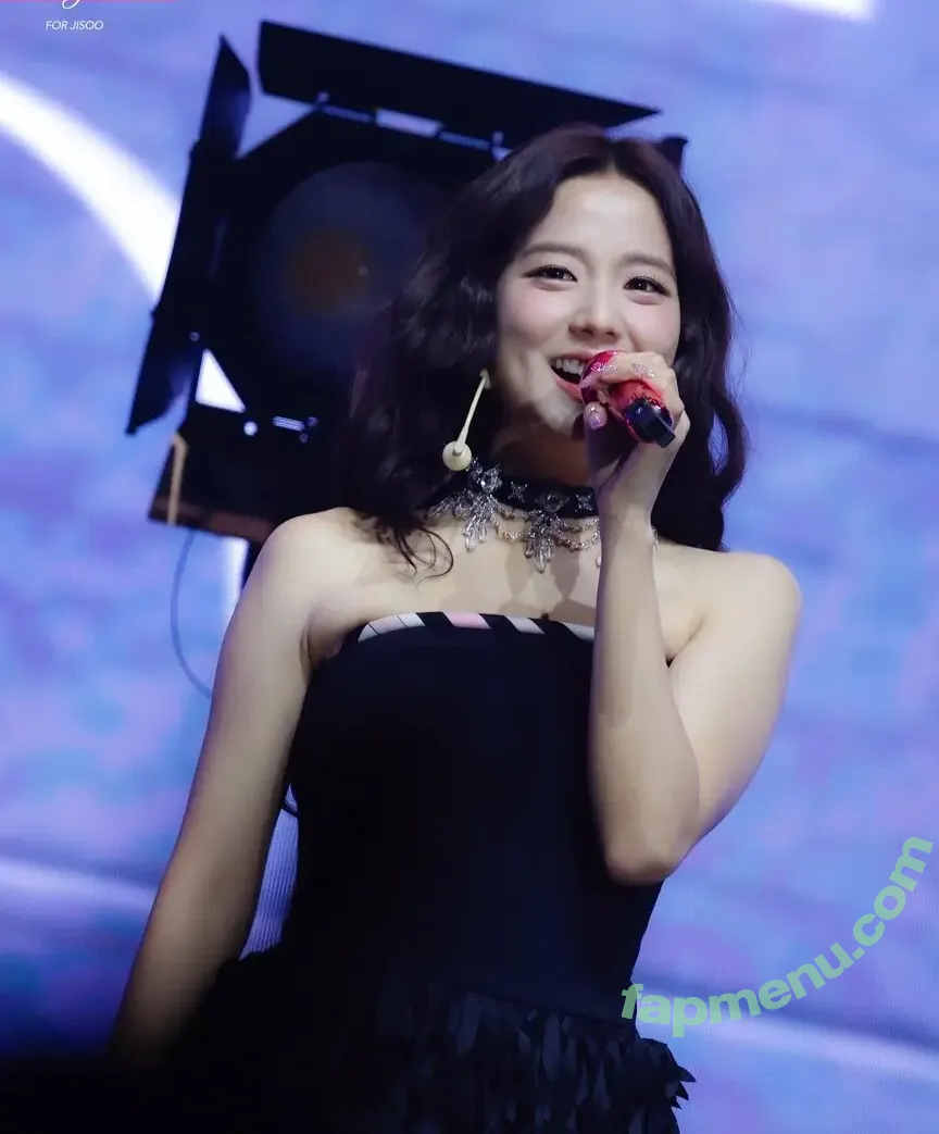 Jisoo nude photo #1260 (BLACKPINK / qenshizu / sooyaaa__)
