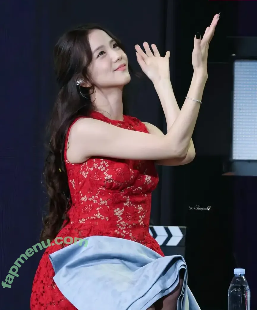Jisoo nude photo #1302 (BLACKPINK / qenshizu / sooyaaa__)