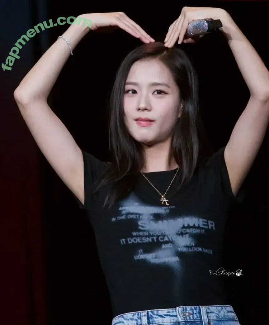 Jisoo nude photo #1304 (BLACKPINK / qenshizu / sooyaaa__)