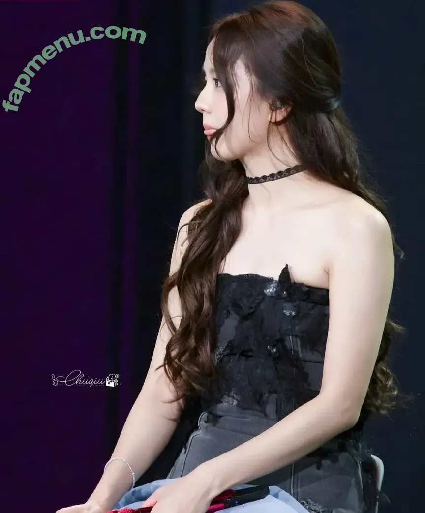 Jisoo nude photo #1306 (BLACKPINK / qenshizu / sooyaaa__)