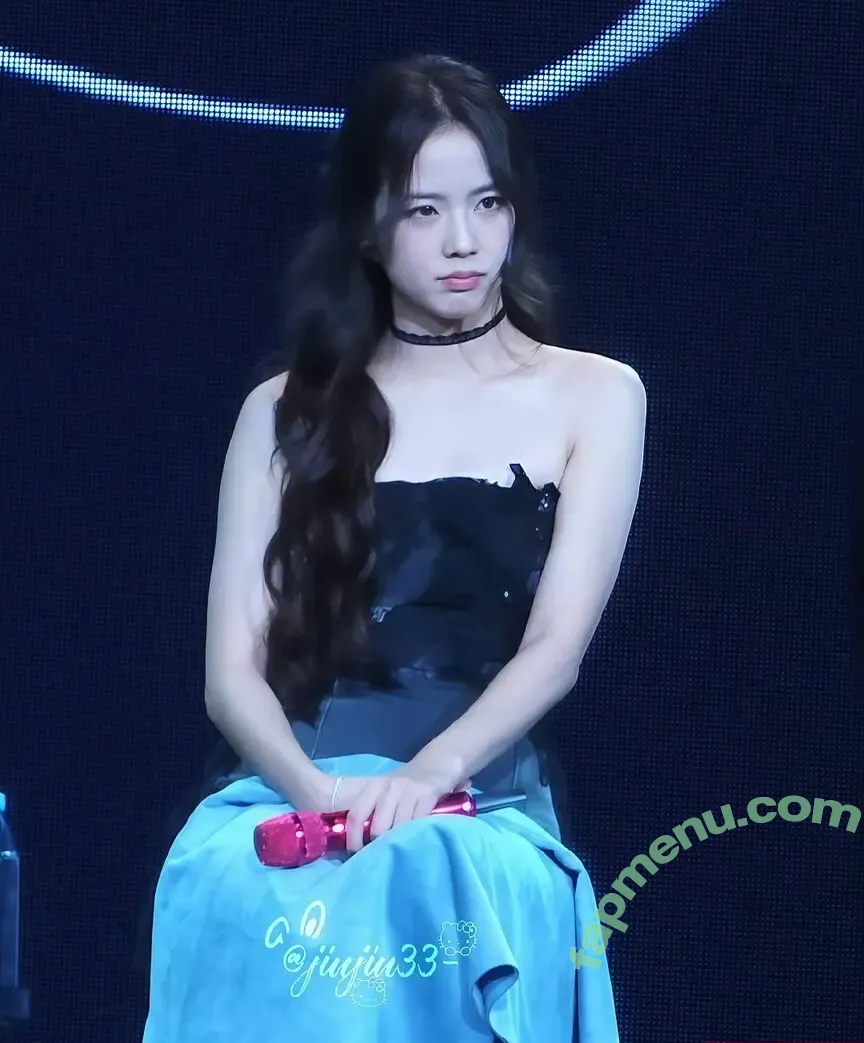 Jisoo nude photo #1309 (BLACKPINK / qenshizu / sooyaaa__)