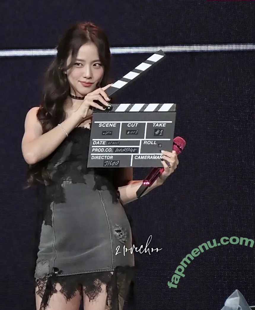 Jisoo nude photo #1320 (BLACKPINK / qenshizu / sooyaaa__)