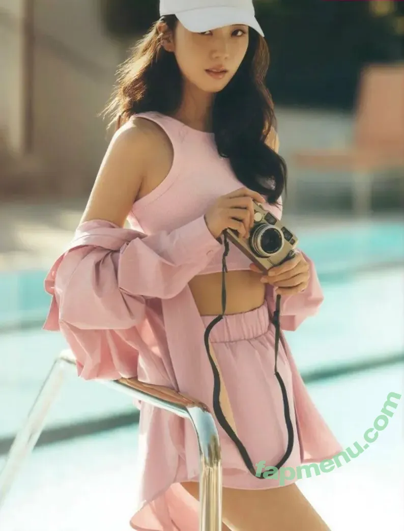 Jisoo nude photo #1385 (BLACKPINK / qenshizu / sooyaaa__)