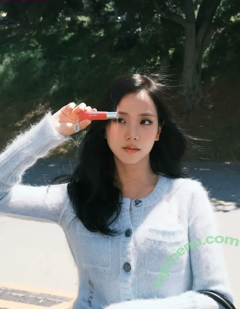 Jisoo nude photo #1463 (BLACKPINK / qenshizu / sooyaaa__)