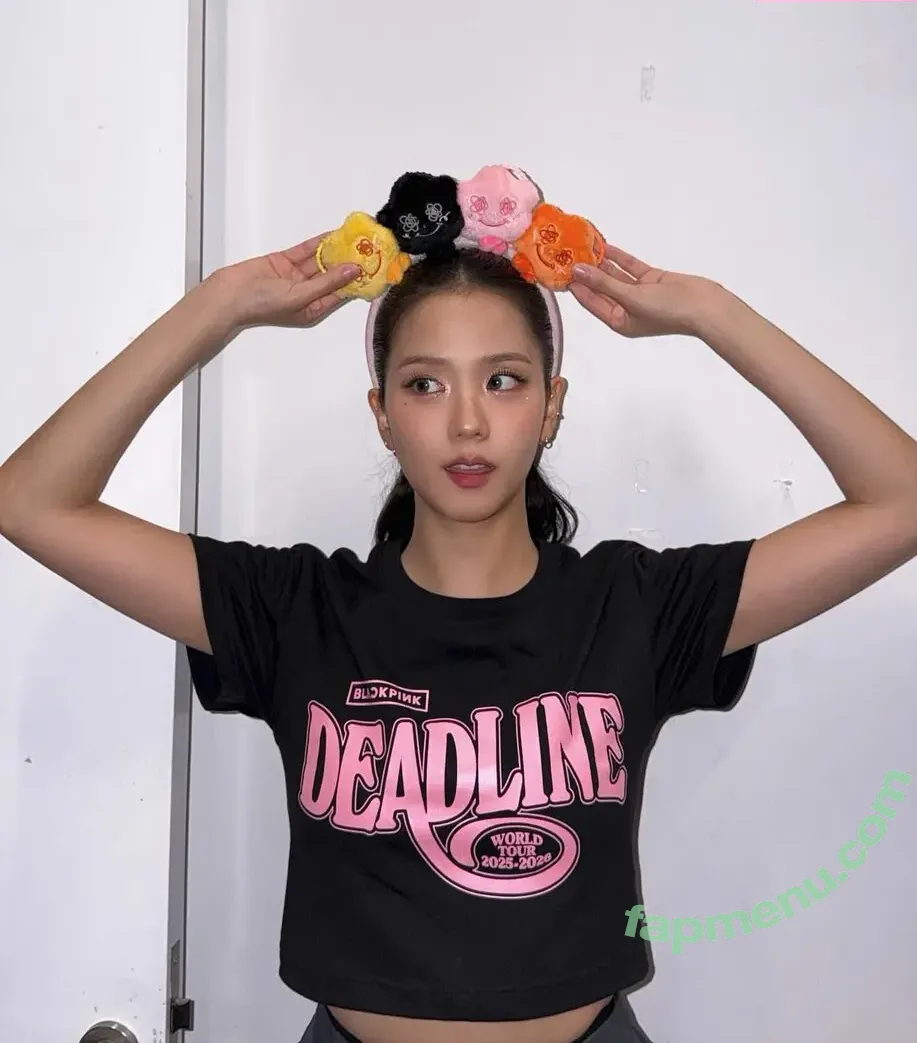 Jisoo nude photo #1964 (BLACKPINK / qenshizu / sooyaaa__)