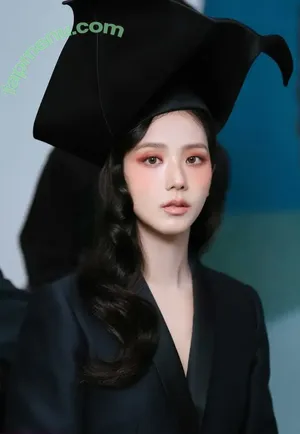 Jisoo / BLACKPINK / qenshizu / sooyaaa__ nude photo #2028