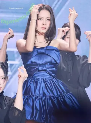 Jisoo / BLACKPINK / qenshizu / sooyaaa__ nude photo #2086