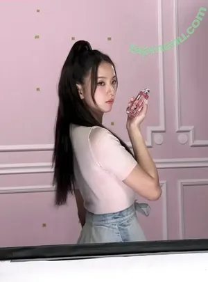 Jisoo / BLACKPINK / qenshizu / sooyaaa__ nude photo #2108