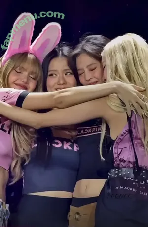 Jisoo / BLACKPINK / qenshizu / sooyaaa__ nude photo #2126