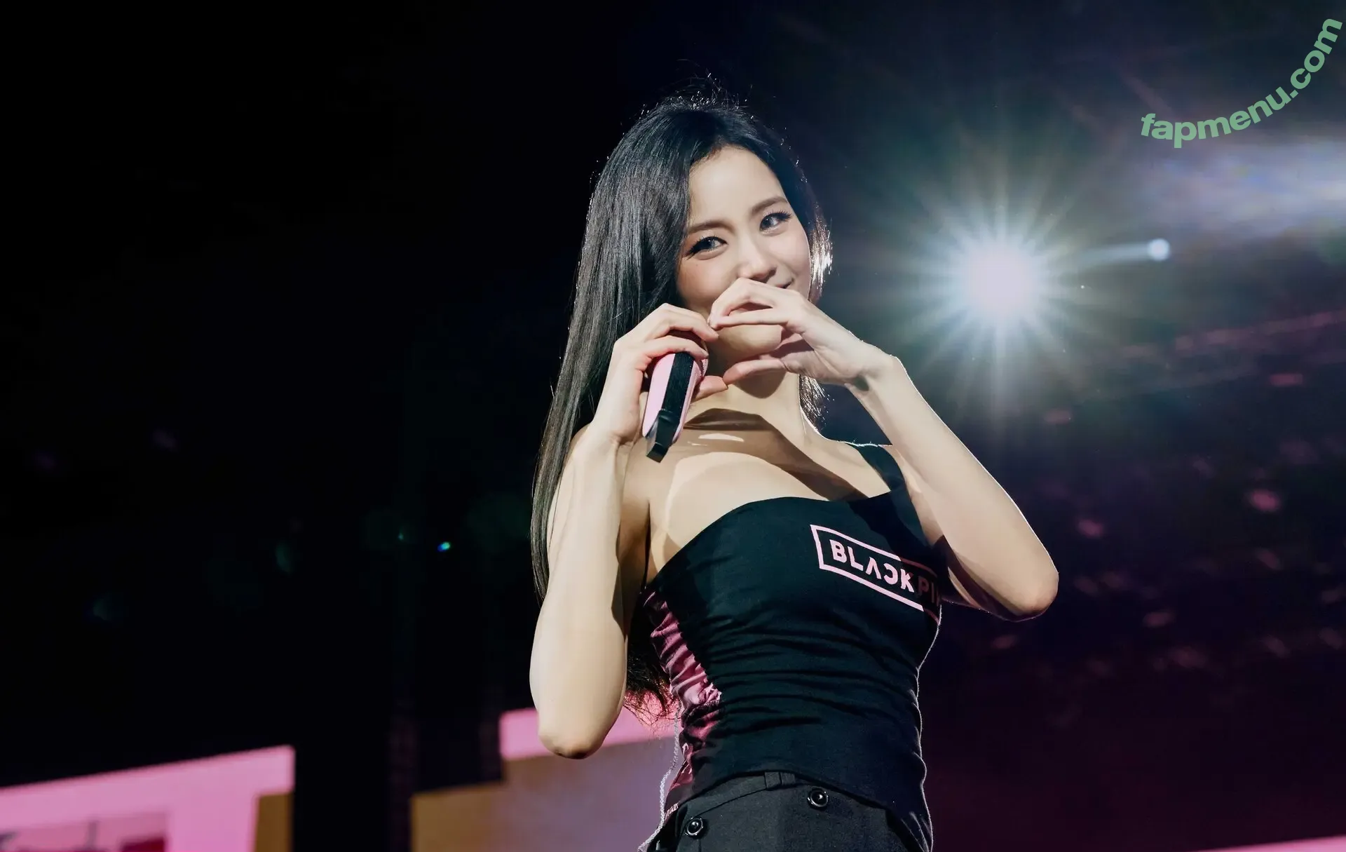 Jisoo nude photo #2040 (BLACKPINK / qenshizu / sooyaaa__)