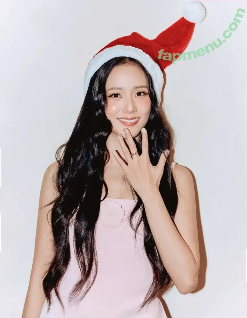 Jisoo nude photo #2075 (BLACKPINK / qenshizu / sooyaaa__)