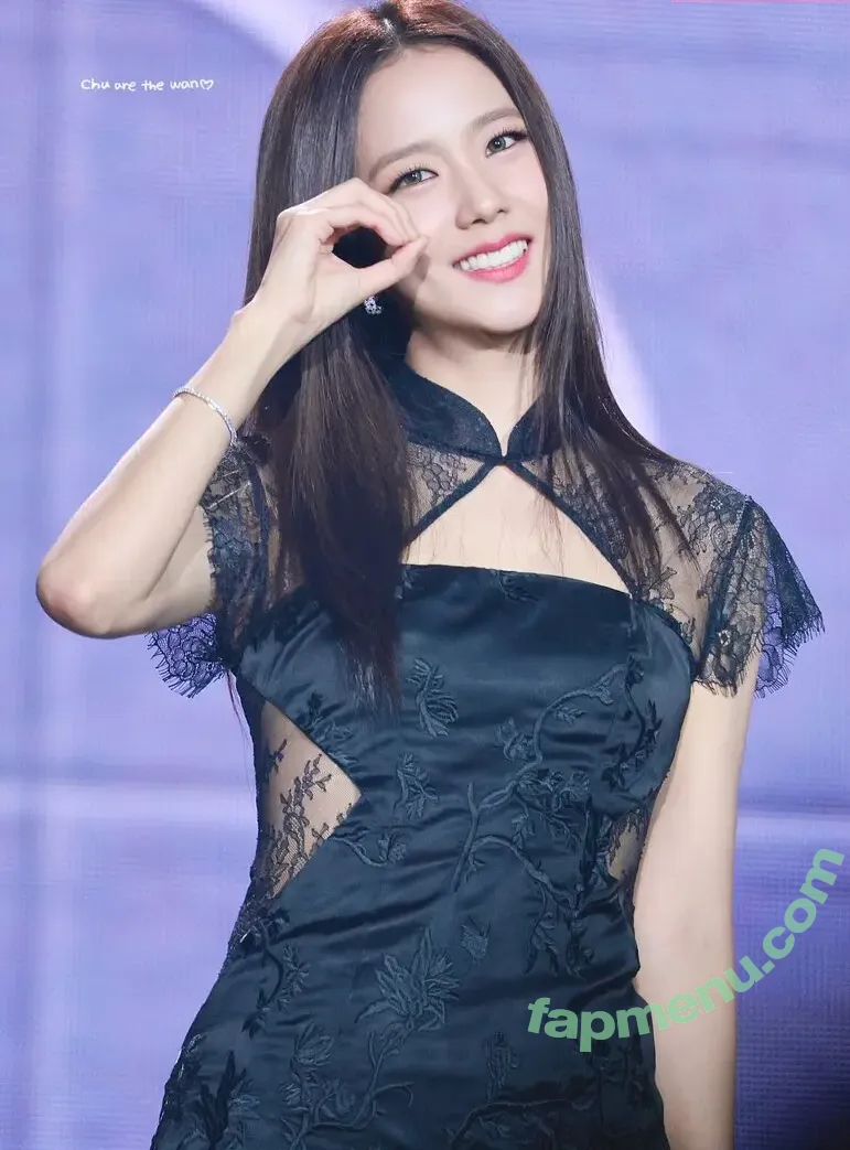 Jisoo nude photo #2082 (BLACKPINK / qenshizu / sooyaaa__)