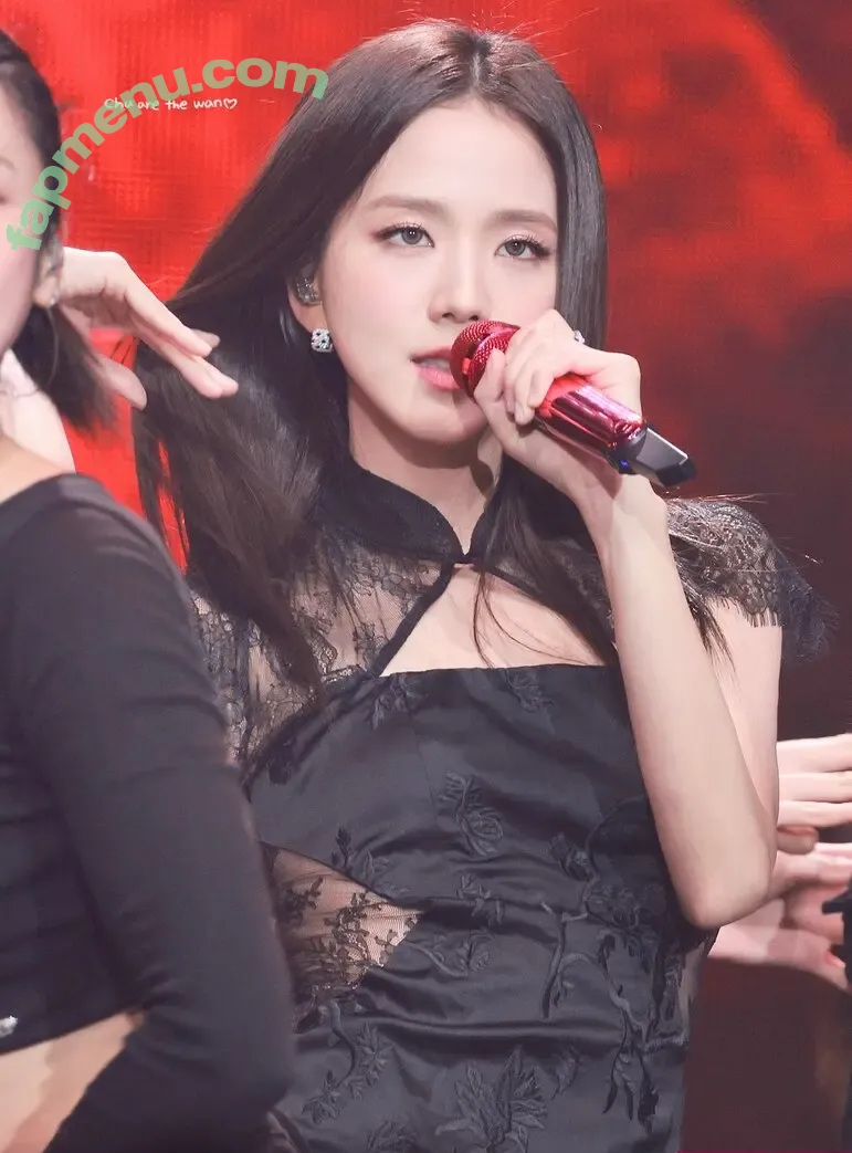 Jisoo nude photo #2092 (BLACKPINK / qenshizu / sooyaaa__)