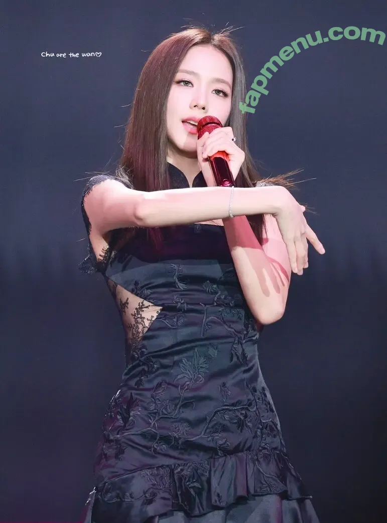 Jisoo nude photo #2093 (BLACKPINK / qenshizu / sooyaaa__)