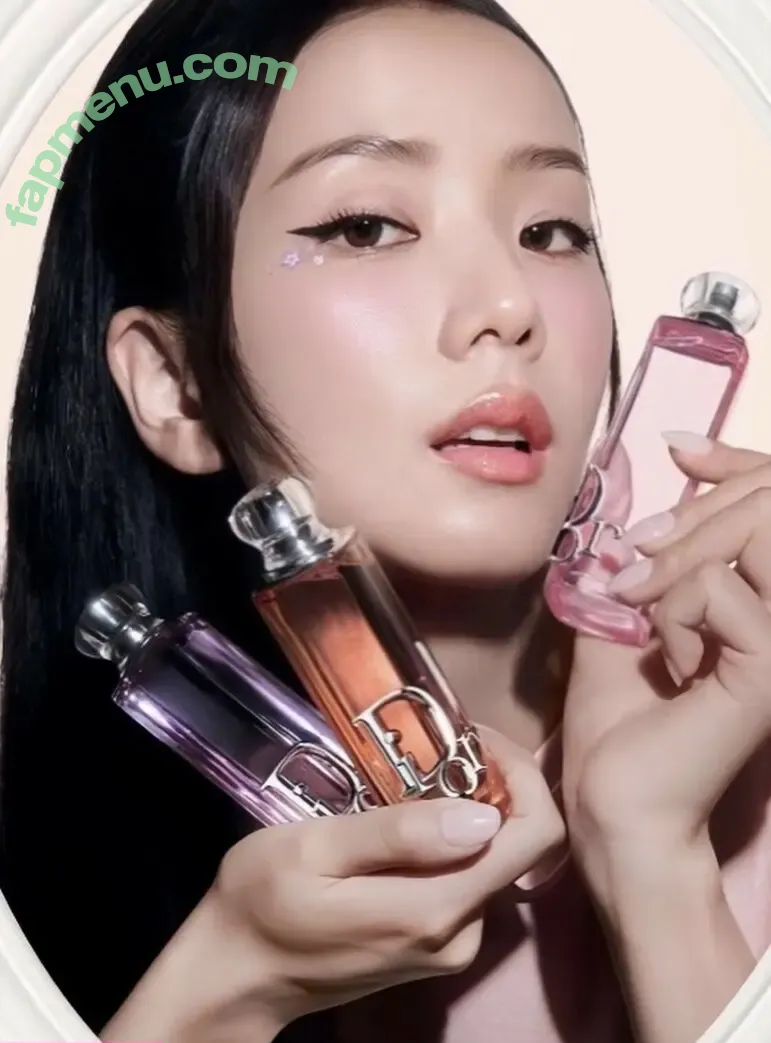 Jisoo nude photo #2105 (BLACKPINK / qenshizu / sooyaaa__)