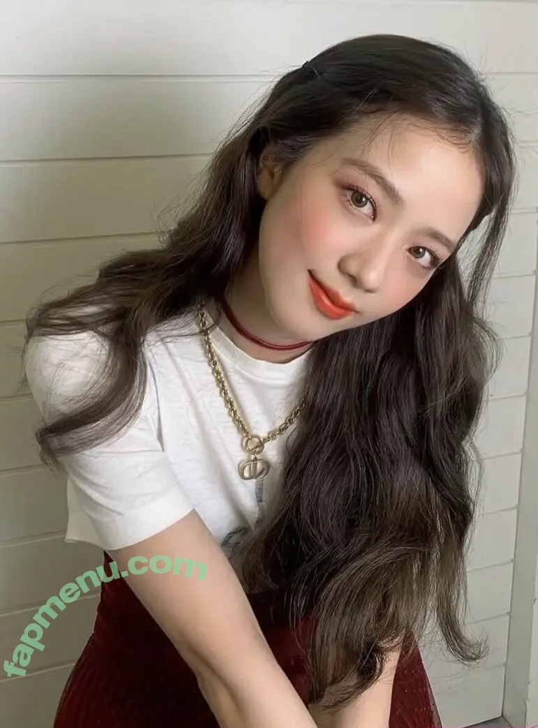 Jisoo nude photo #2121 (BLACKPINK / qenshizu / sooyaaa__)
