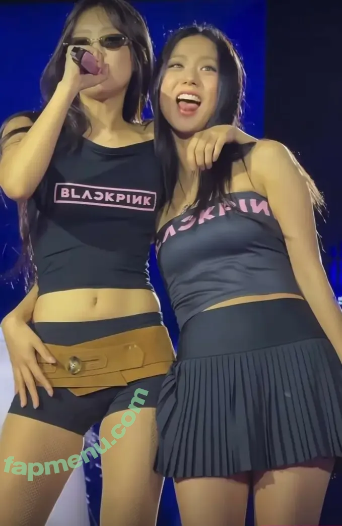 Jisoo nude photo #2127 (BLACKPINK / qenshizu / sooyaaa__)