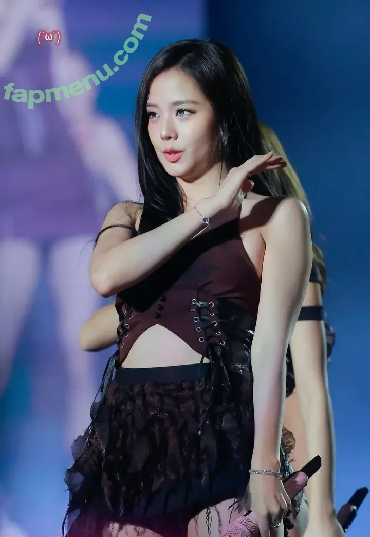 Jisoo nude photo #2173 (BLACKPINK / qenshizu / sooyaaa__)