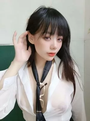 Jiu Yan / Ah Jiu / ajiuconbugugu / nine words 九言 / xinyi.weng nude photo #0804