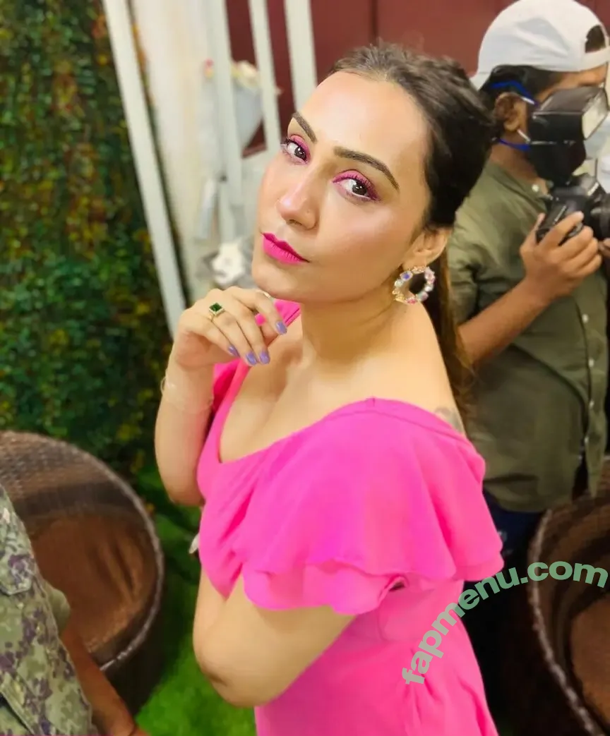 Jiya Popat nude photo #0003 (jiya_love_199)