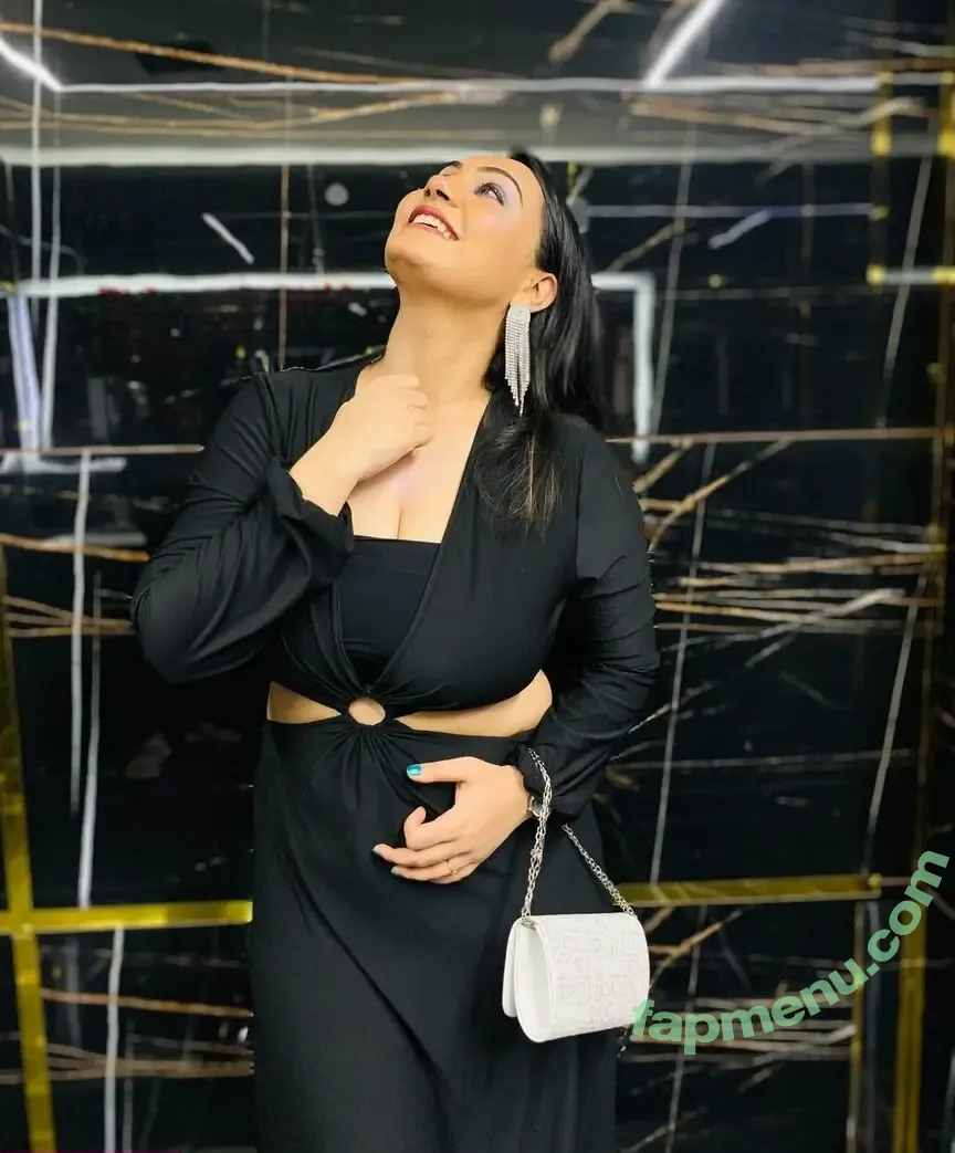 Jiya Popat nude photo #0012 (jiya_love_199)