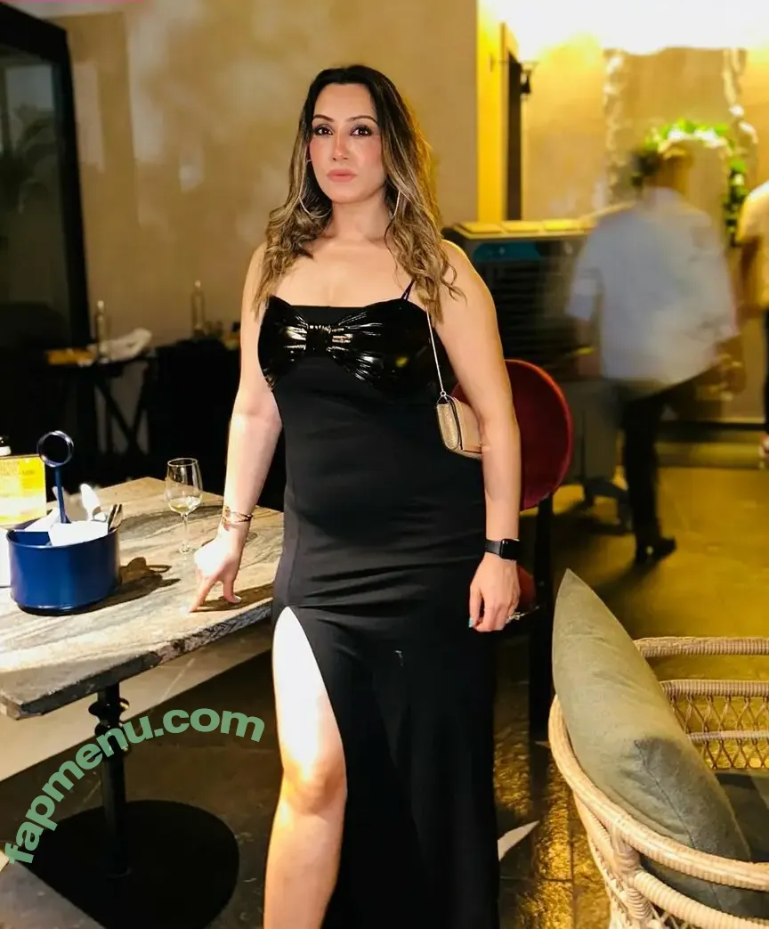 Jiya Popat nude photo #0041 (jiya_love_199)