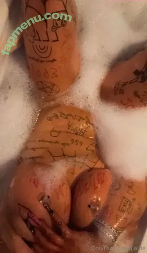  nude photo #0009
