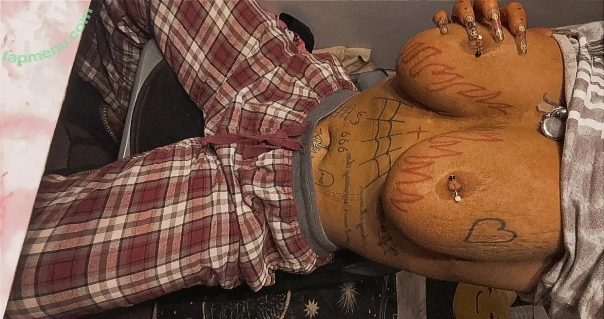 jjaide nude photo #0060 (jjaide)
