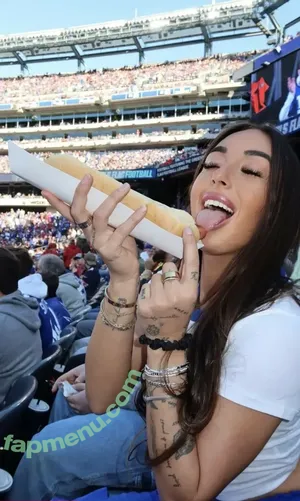 Jjjjennaa nude photo #0156